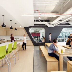 Designing a Collaborative Breakout Area: Spaces That Encourage Teamwork